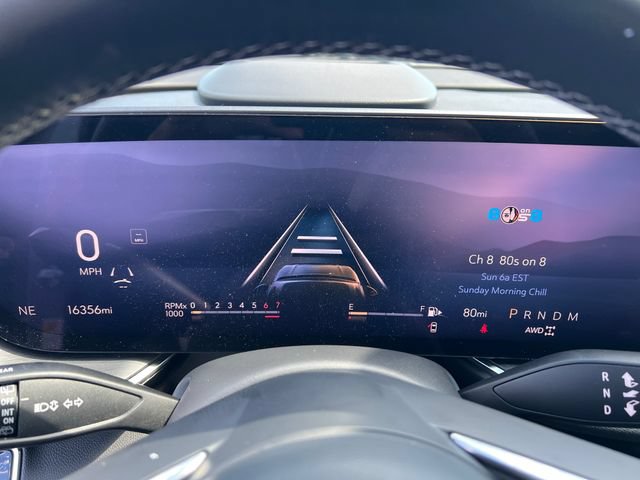Certified 2025 Buick Envision Preferred AWD/4WD image 17