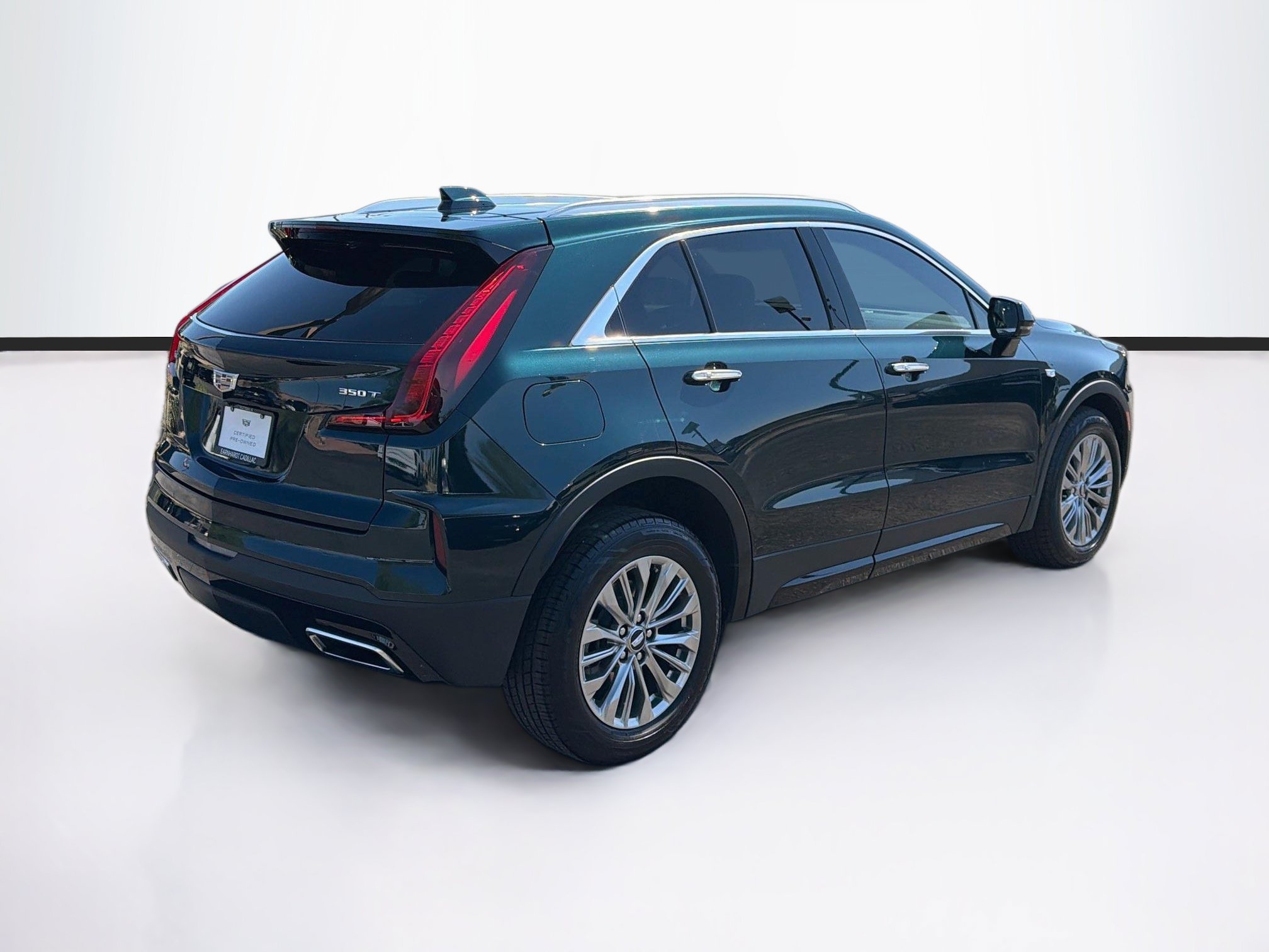 Certified 2024 Cadillac XT4 Premium Luxury FWD image 5