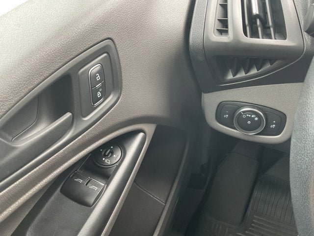 Used 2022 Ford Transit Connect XL image 17
