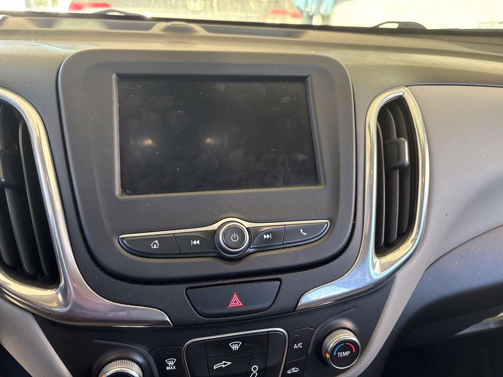 Used 2020 Chevrolet Equinox LS w/ LPO, Floor Liner Package FWD image 11