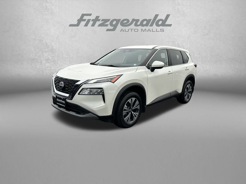 Used 2023 Nissan Rogue SV image 3
