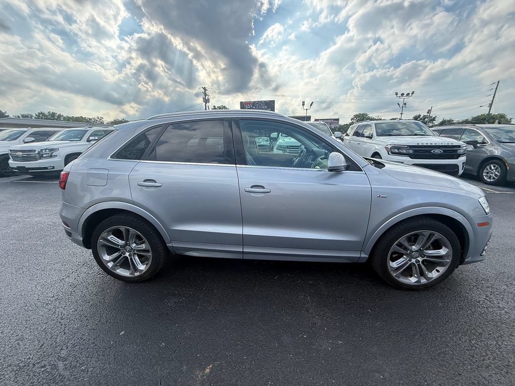 Used 2016 Audi Q3 2.0T Prestige AWD/4WD image 2