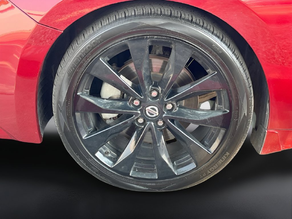 Used 2023 Nissan Maxima Platinum w/ Sport Mat Group FWD image 32