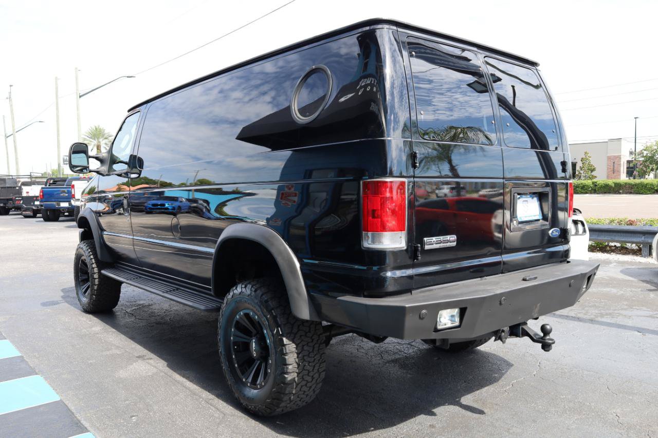 Used 2008 Ford E-350 and Econoline 350 Super Duty RWD image 3