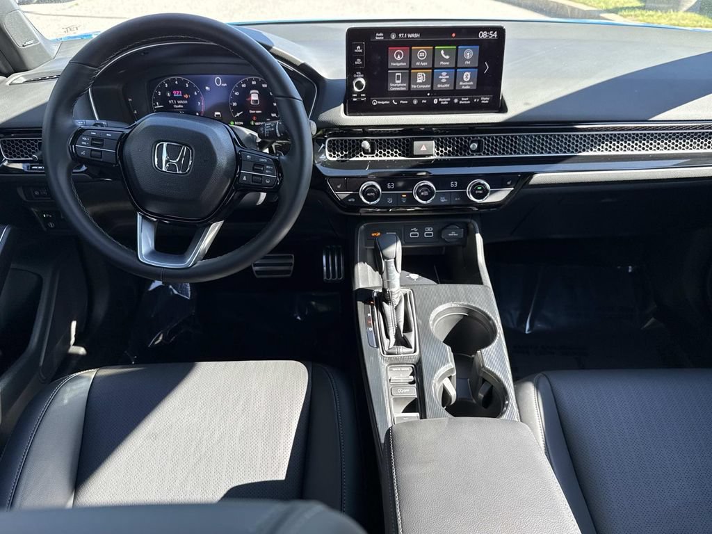 Used 2024 Honda Civic Sport Touring image 3
