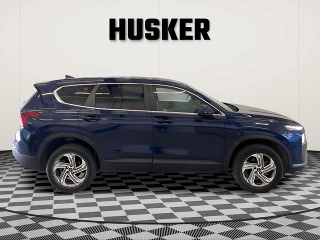 Used 2021 Hyundai Santa Fe SE AWD/4WD image 2