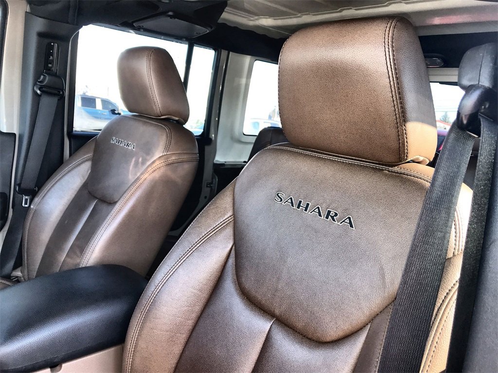 Used 2016 Jeep Wrangler Unlimited Sahara image 11