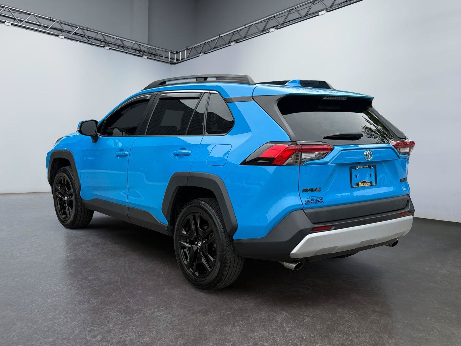 Used 2020 Toyota RAV4 Adventure AWD/4WD image 5