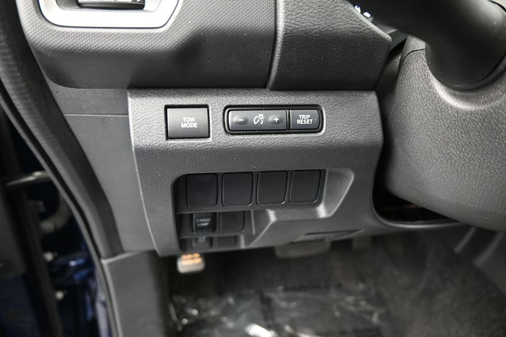 Used 2022 Nissan Frontier SV RWD image 12