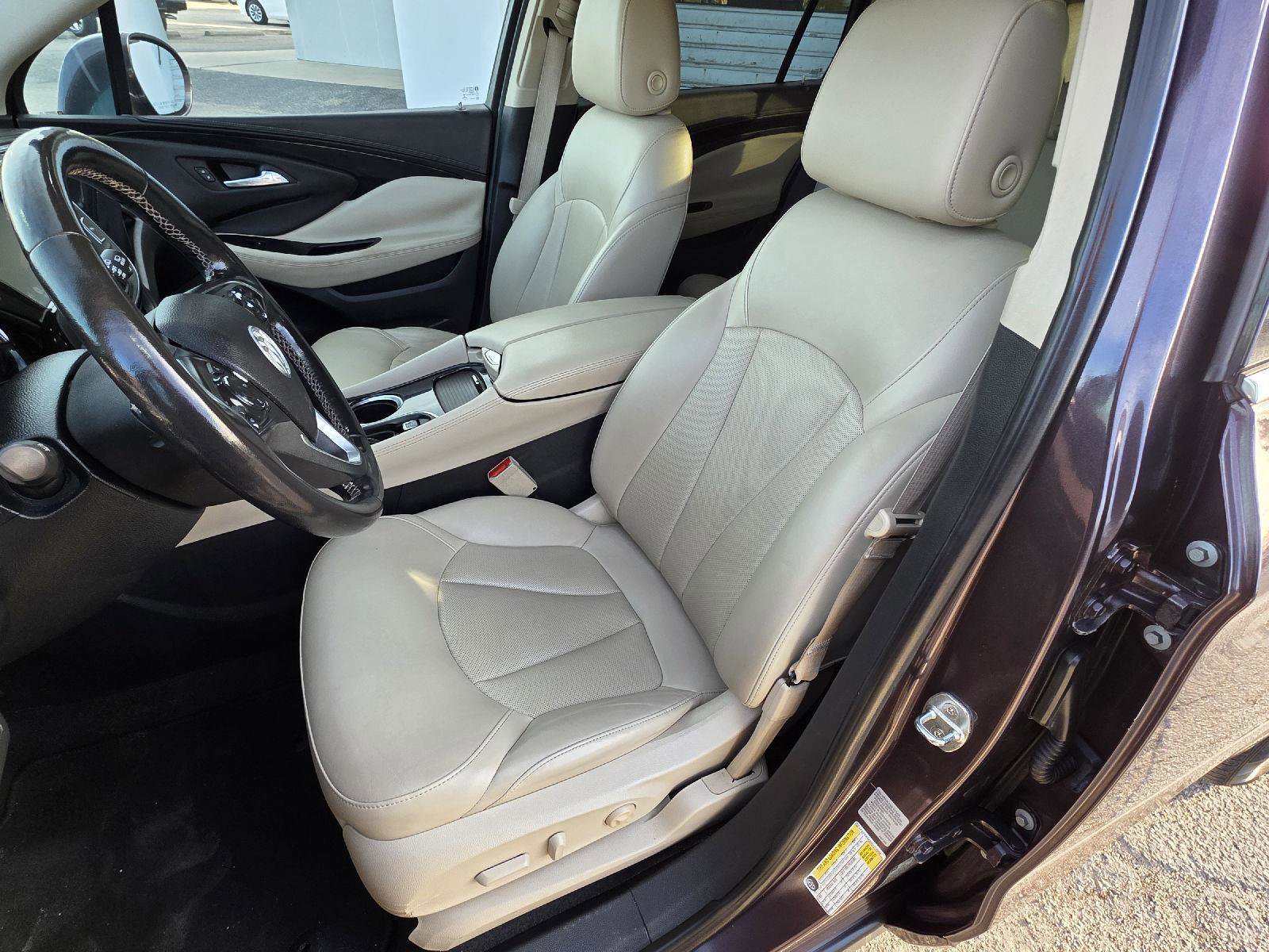 Used 2017 Buick Envision Essence image 32