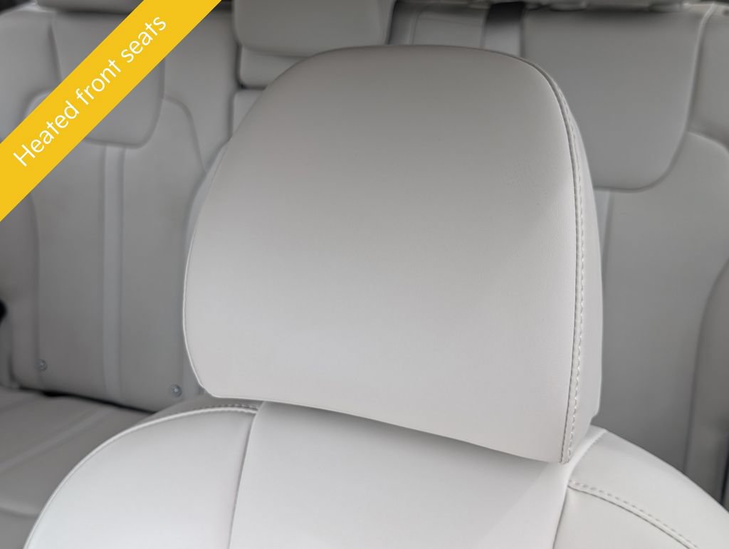 Certified 2025 Kia Sorento S w/ Panoramic Sunroof Package AWD/4WD image 17