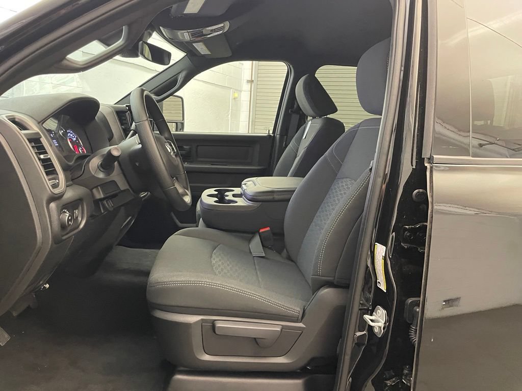 New 2026 RAM 2500 Warlock AWD/4WD image 17