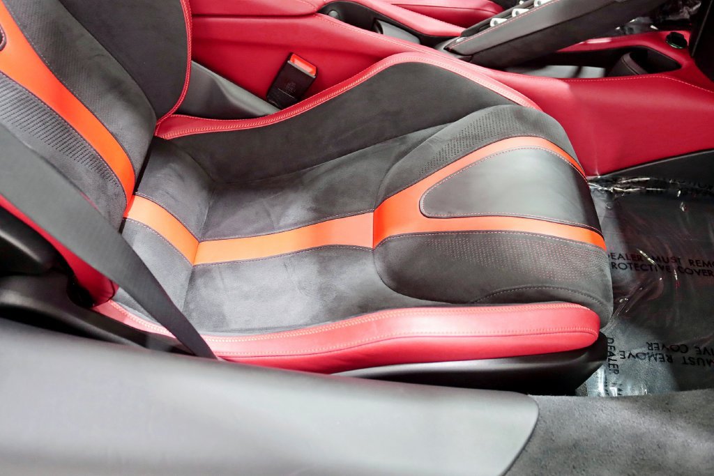 Used 2018 McLaren 720S Performance RWD image 42