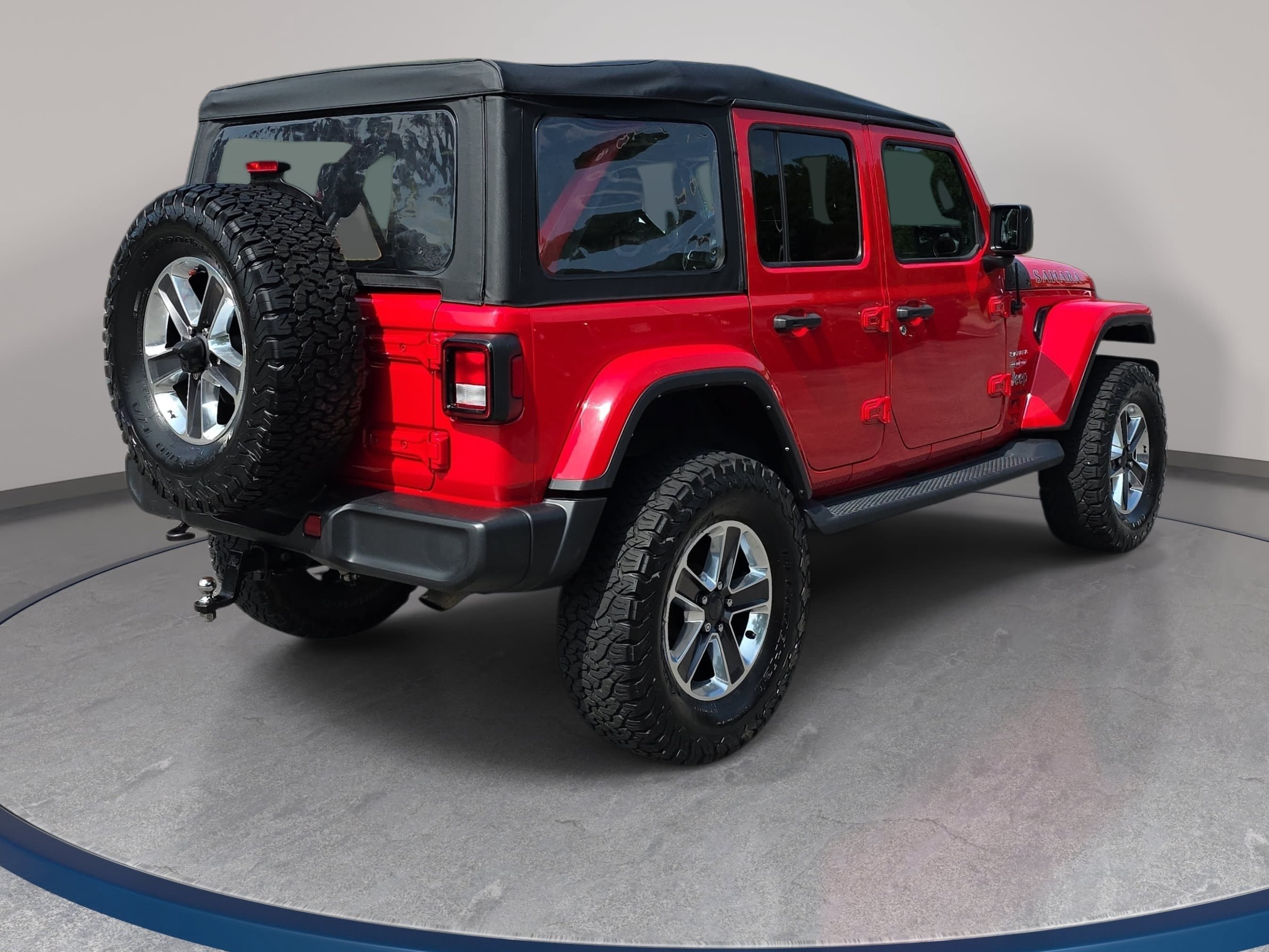 Used 2021 Jeep Wrangler Unlimited Sahara AWD/4WD image 5