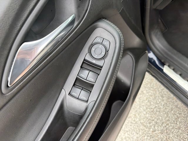 Used 2021 Buick Encore GX Preferred w/ Cold Weather Comfort Package AWD/4WD image 23