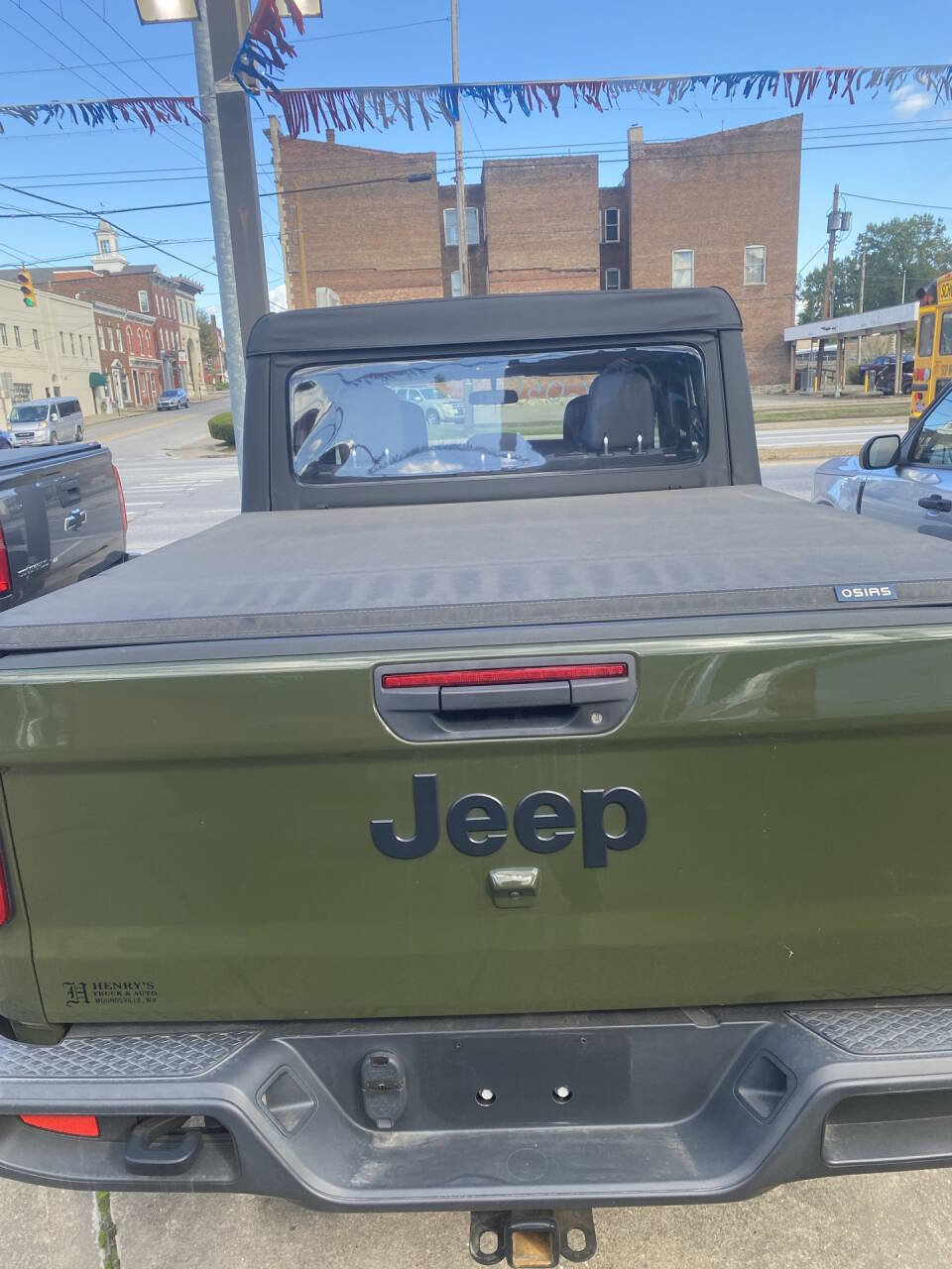 Used 2023 Jeep Gladiator Sport w/ Trailer Tow Package image 15