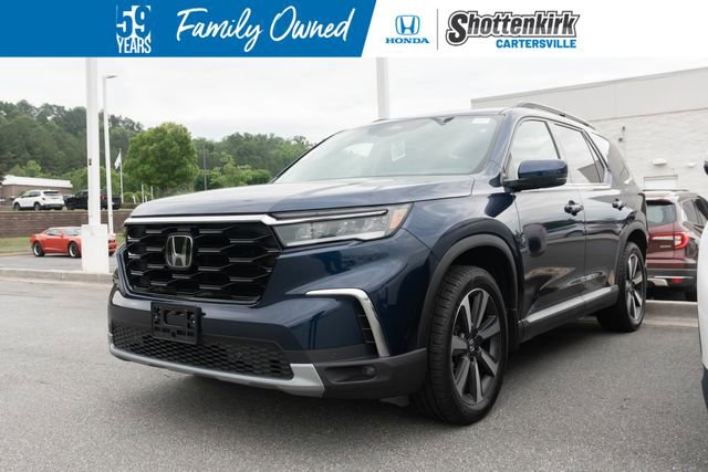 Used 2023 Honda Pilot Touring image 1