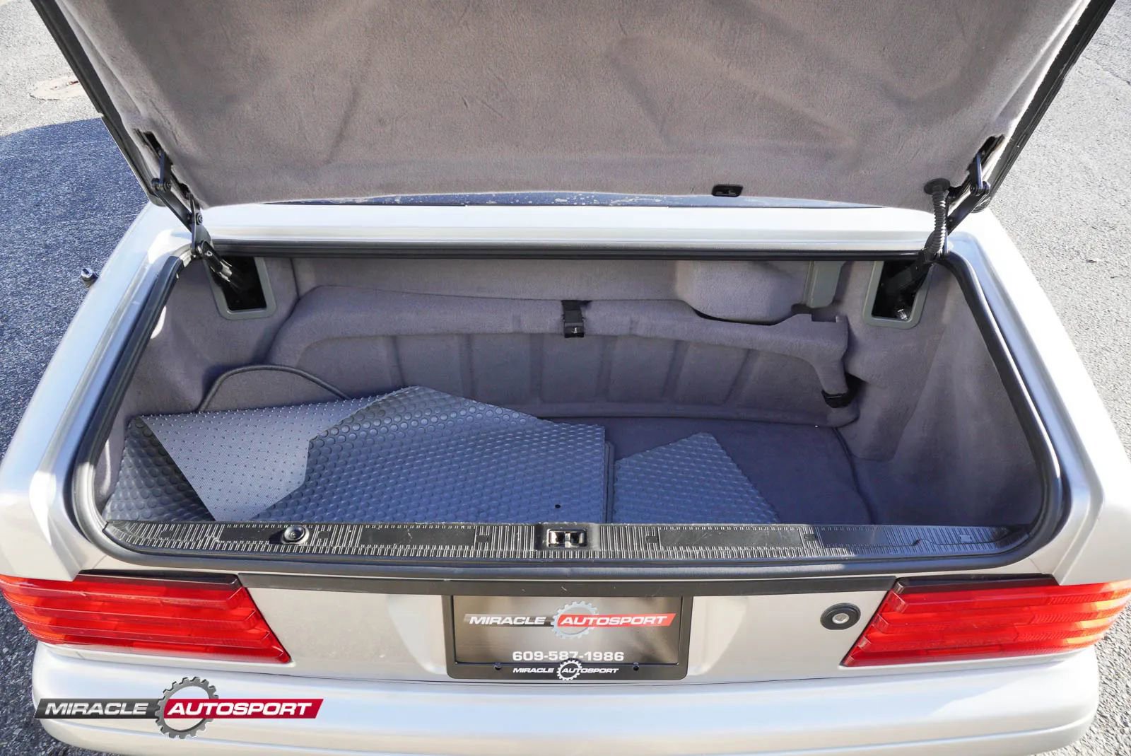 Used 1998 Mercedes-Benz SL 500 image 23