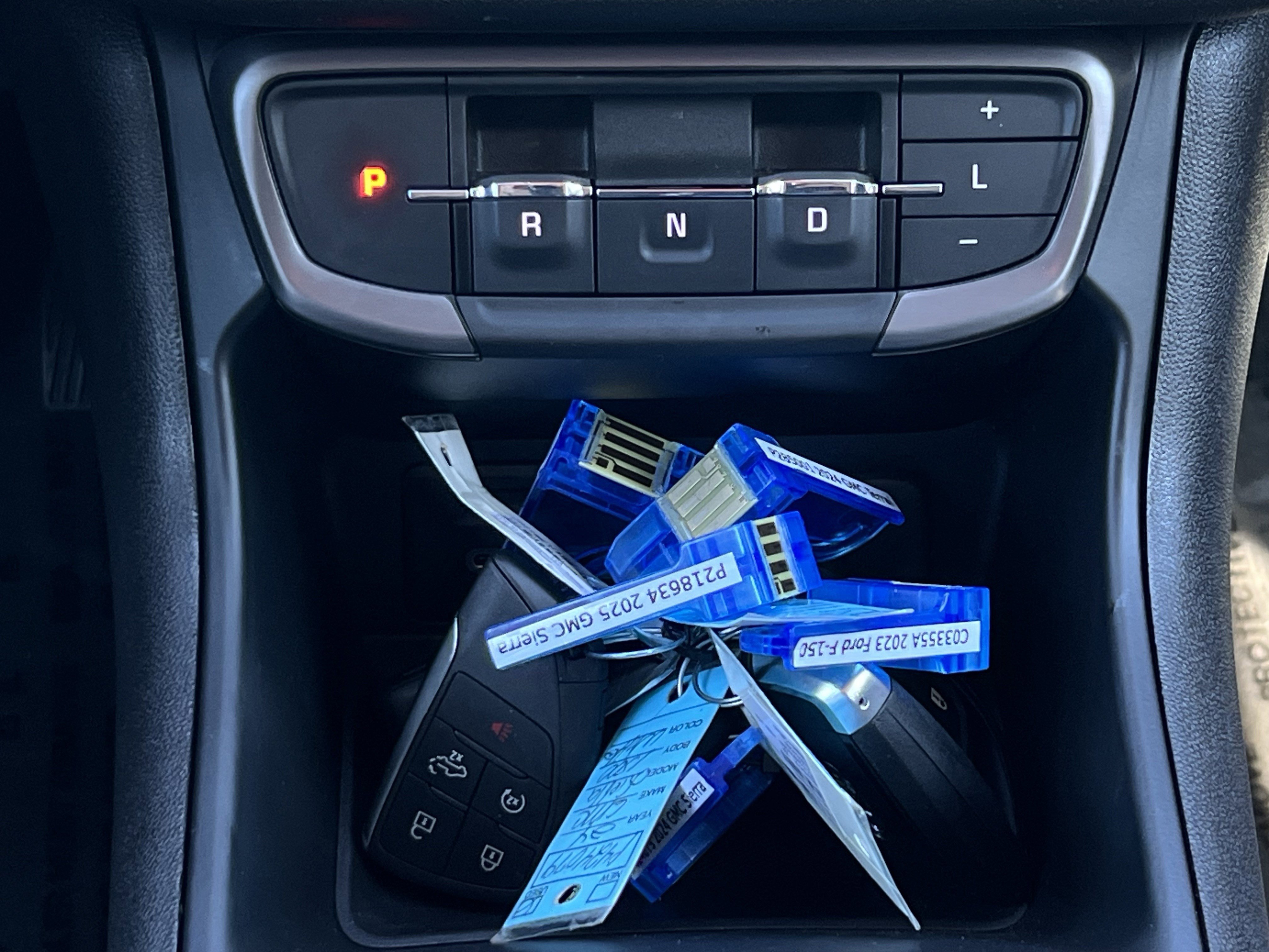 Used 2024 GMC Terrain AT4 image 19