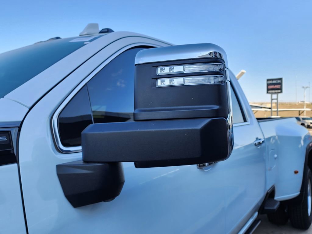 New 2026 GMC Sierra 3500 Denali Ultimate image 14