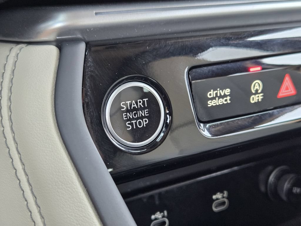 Certified 2025 Audi Q5 Premium Plus w/ Premium Plus AWD/4WD image 26