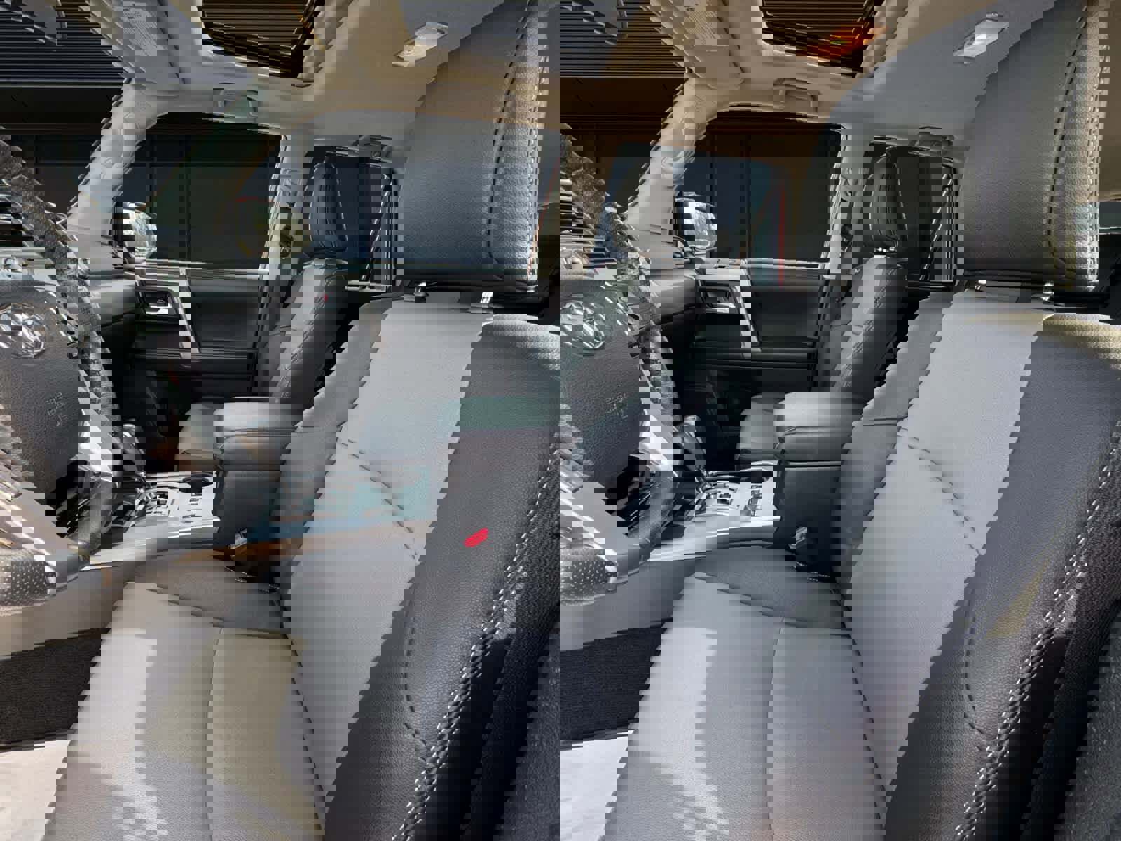 Used 2019 Toyota 4Runner SR5 Premium image 2