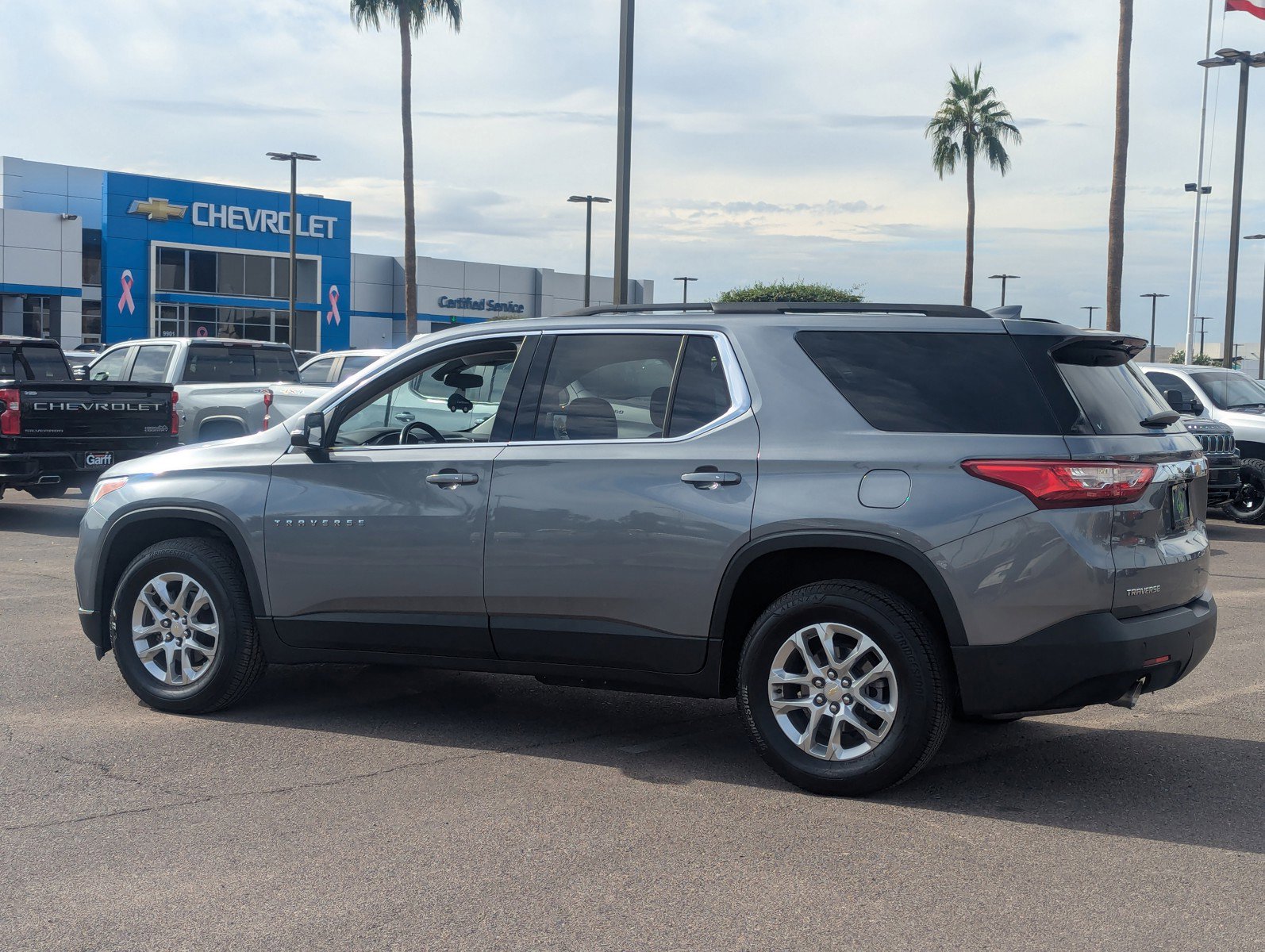 Certified 2021 Chevrolet Traverse LT image 4