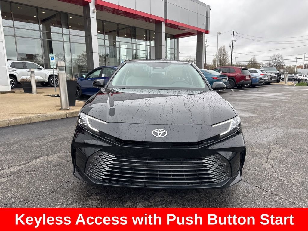 Used 2026 Toyota Camry XLE image 10