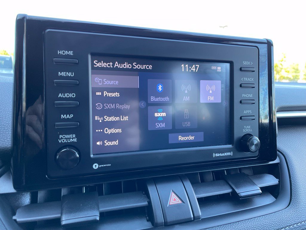 Used 2021 Toyota RAV4 LE w/ Carpet Mat Package (TMS) AWD/4WD image 25