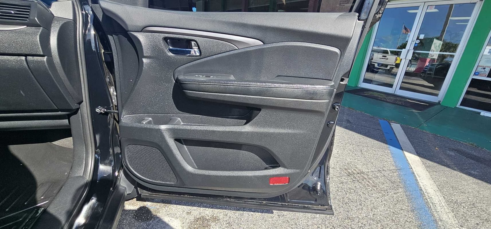 Used 2017 Honda Pilot EX-L image 27