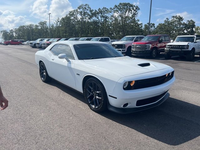 Used 2023 Dodge Challenger R/T w/ Blacktop Package image 4