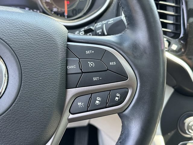 Used 2021 Jeep Cherokee Limited FWD image 31