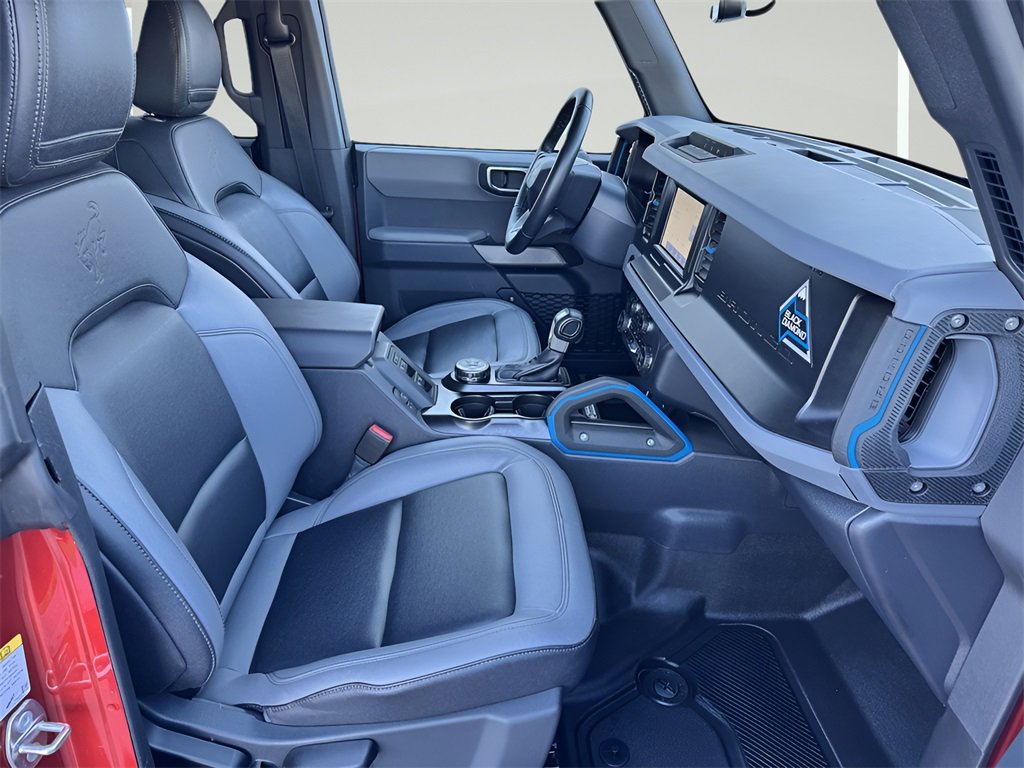 Used 2023 Ford Bronco Black Diamond image 27