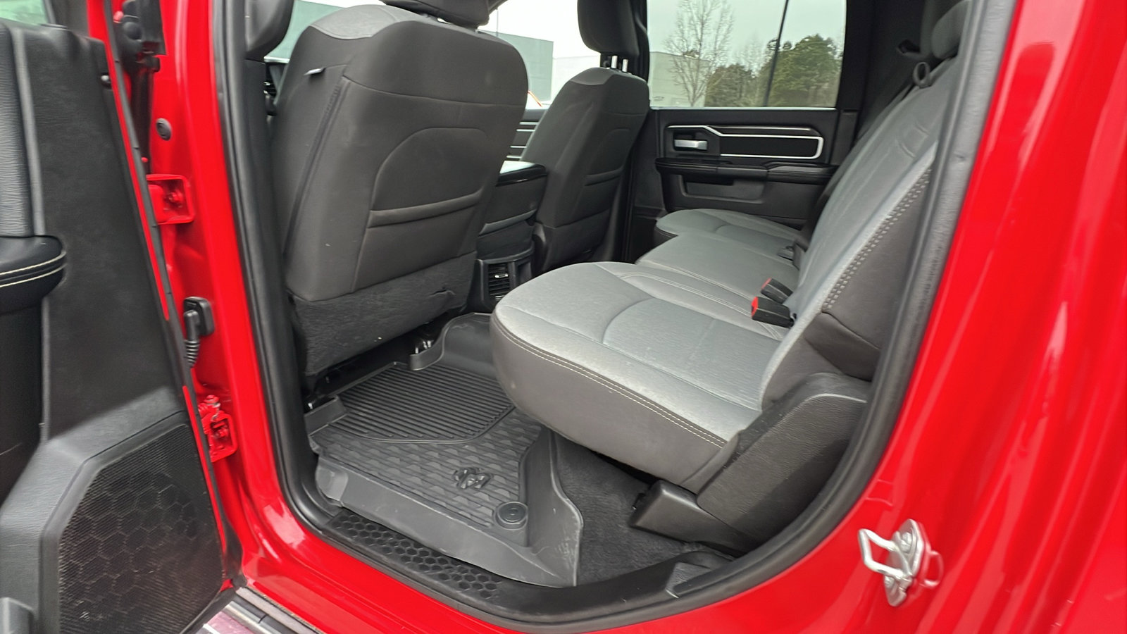 Used 2024 RAM 2500 Big Horn w/ Bed Utility Group image 23