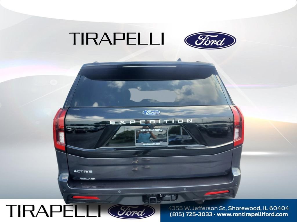 New 2025 Ford Expedition Active image 8