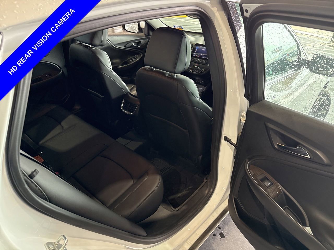 Used 2023 Chevrolet Malibu LT FWD image 14