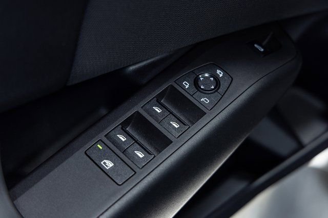 Used 2025 BMW X3 xDrive30i w/ Premium Package image 12