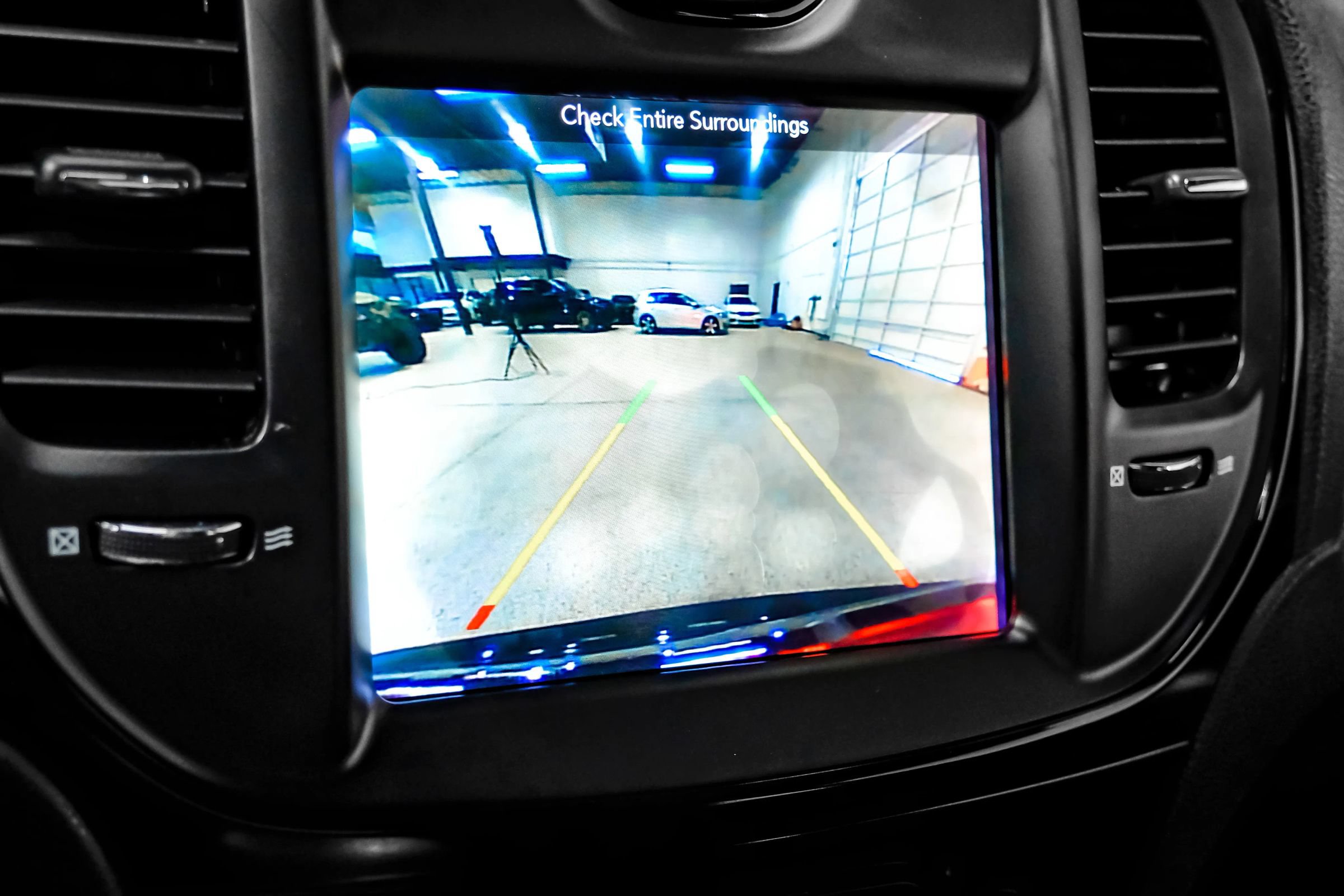 Used 2018 Chrysler 300 S w/ 300S Premium Group RWD image 30