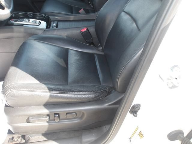 Used 2017 Honda Pilot Touring image 15