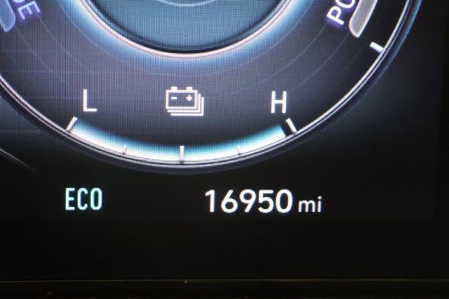Certified 2024 Hyundai Tucson Limited image 13