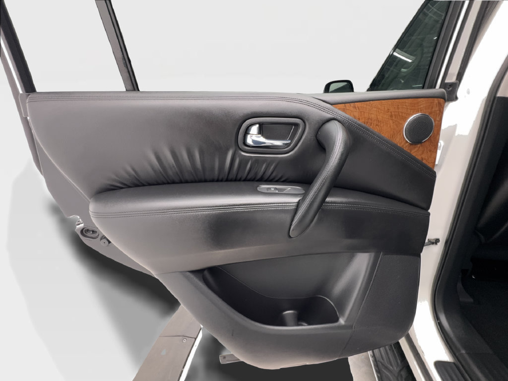 Used 2024 Nissan Armada SL w/ Captain's Chairs Package RWD image 29