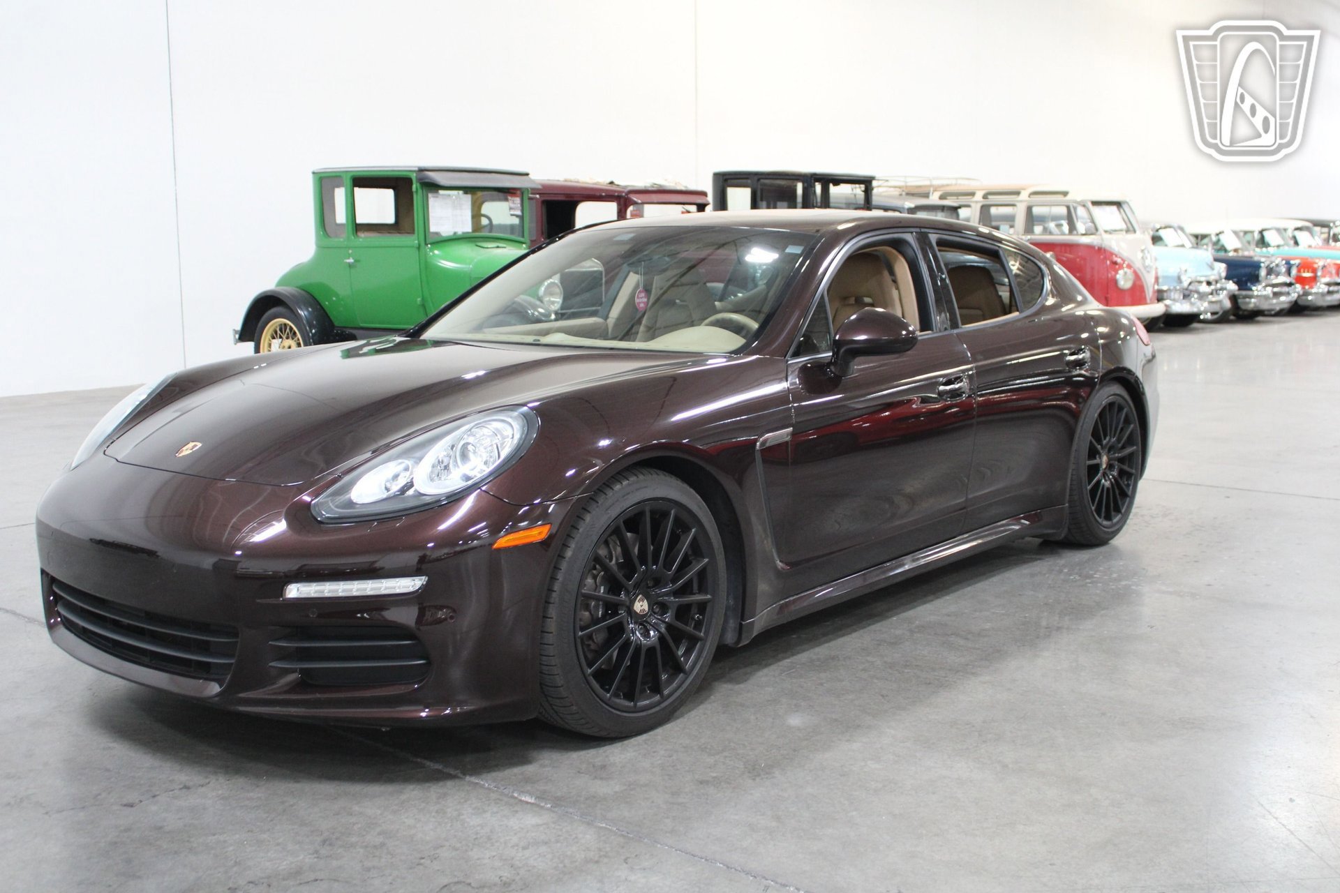 Used 2014 Porsche Panamera 4 image 14