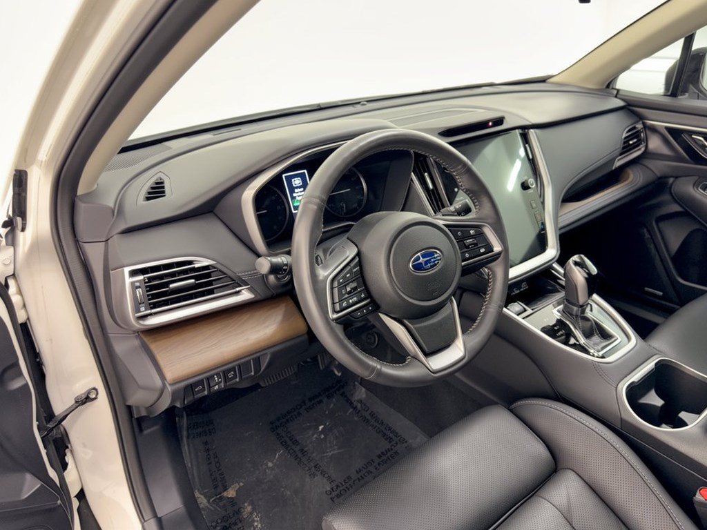 Used 2024 Subaru Outback Touring XT AWD/4WD image 4