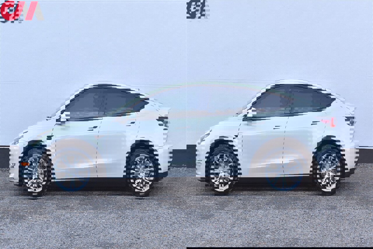 Used 2020 Tesla Model Y Long Range image 9