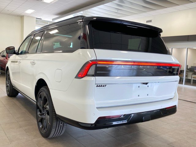 New 2027 Lincoln Navigator L Black Label AWD/4WD image 5