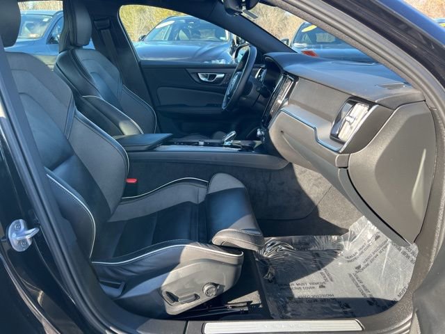 Certified 2024 Volvo S60 B5 Plus w/ Climate Package image 17