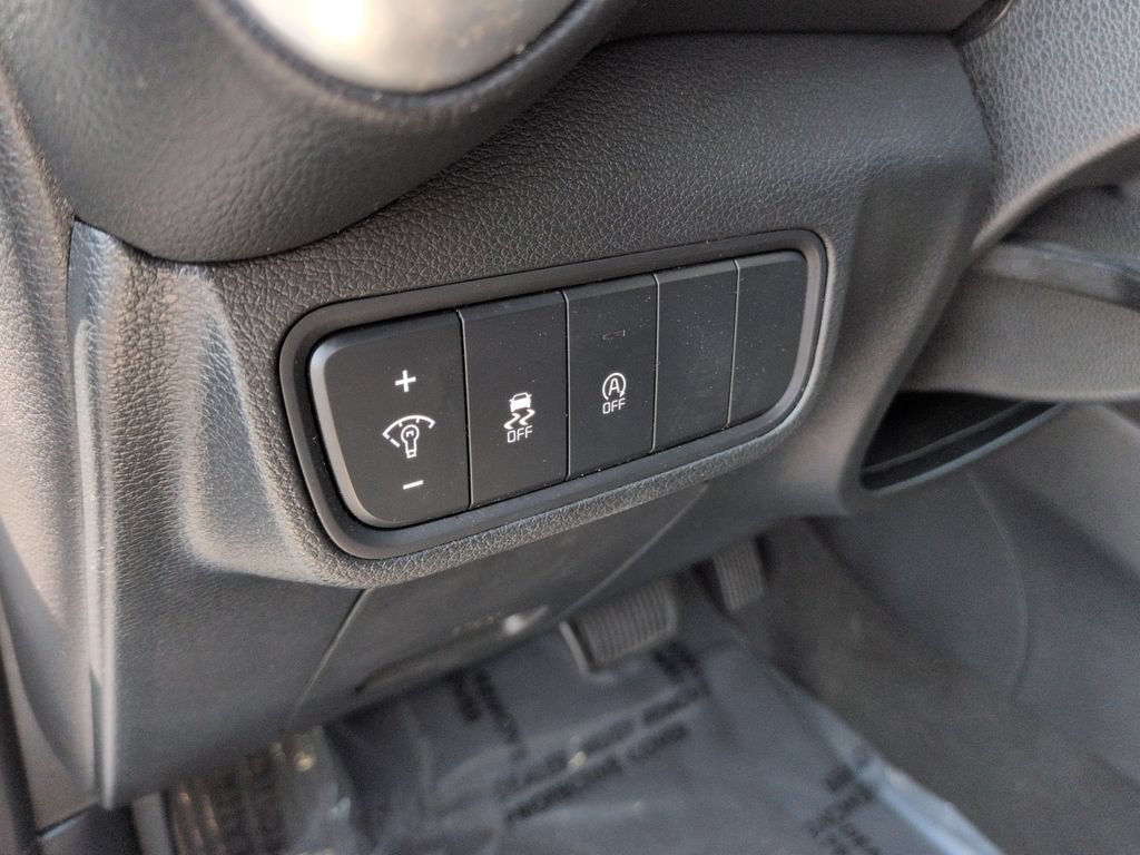 Used 2024 Kia Soul LX w/ Option Group 015 FWD image 19