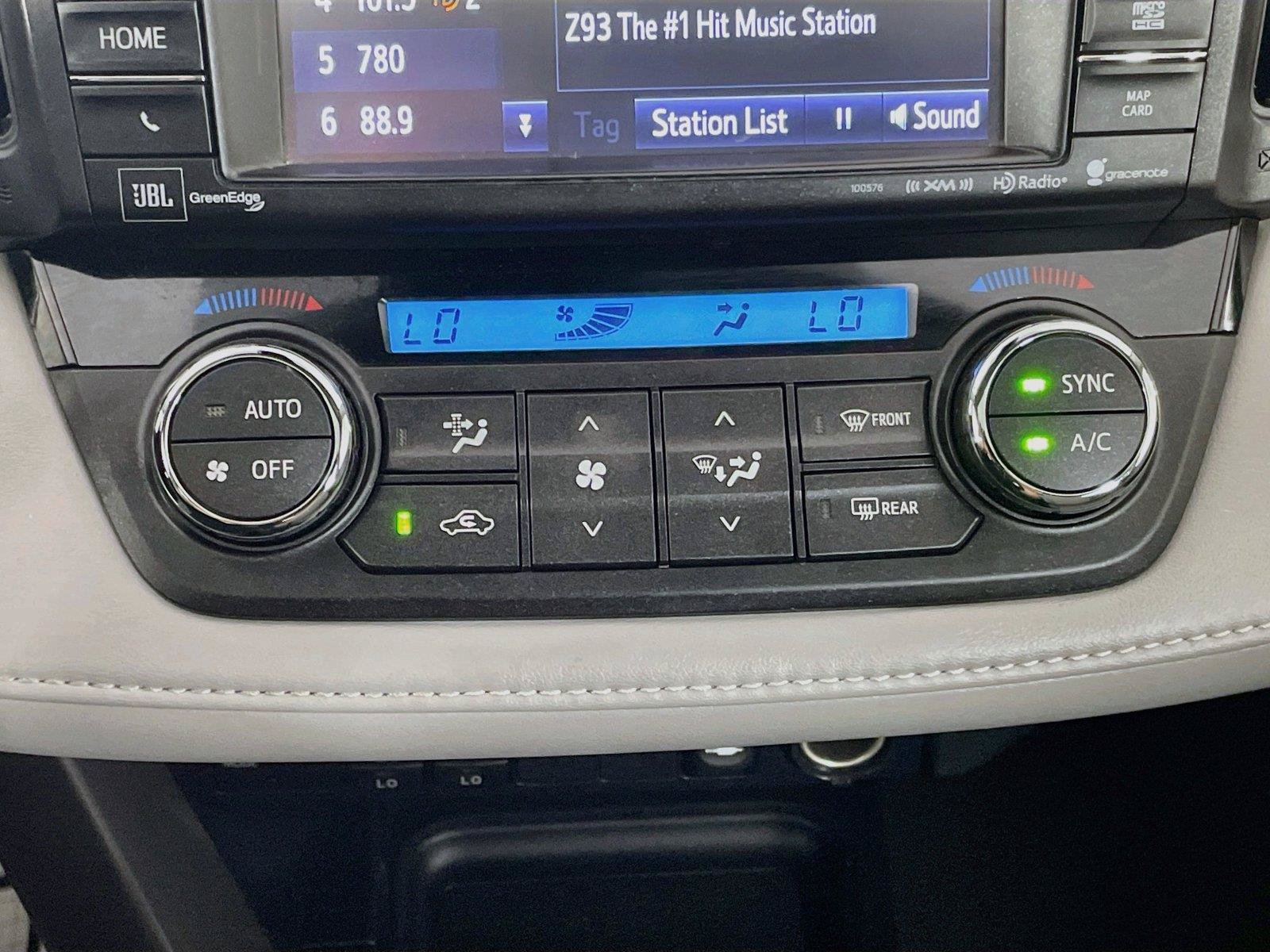 Used 2018 Toyota RAV4 Limited w/ Advanced Technology Package AWD/4WD image 9