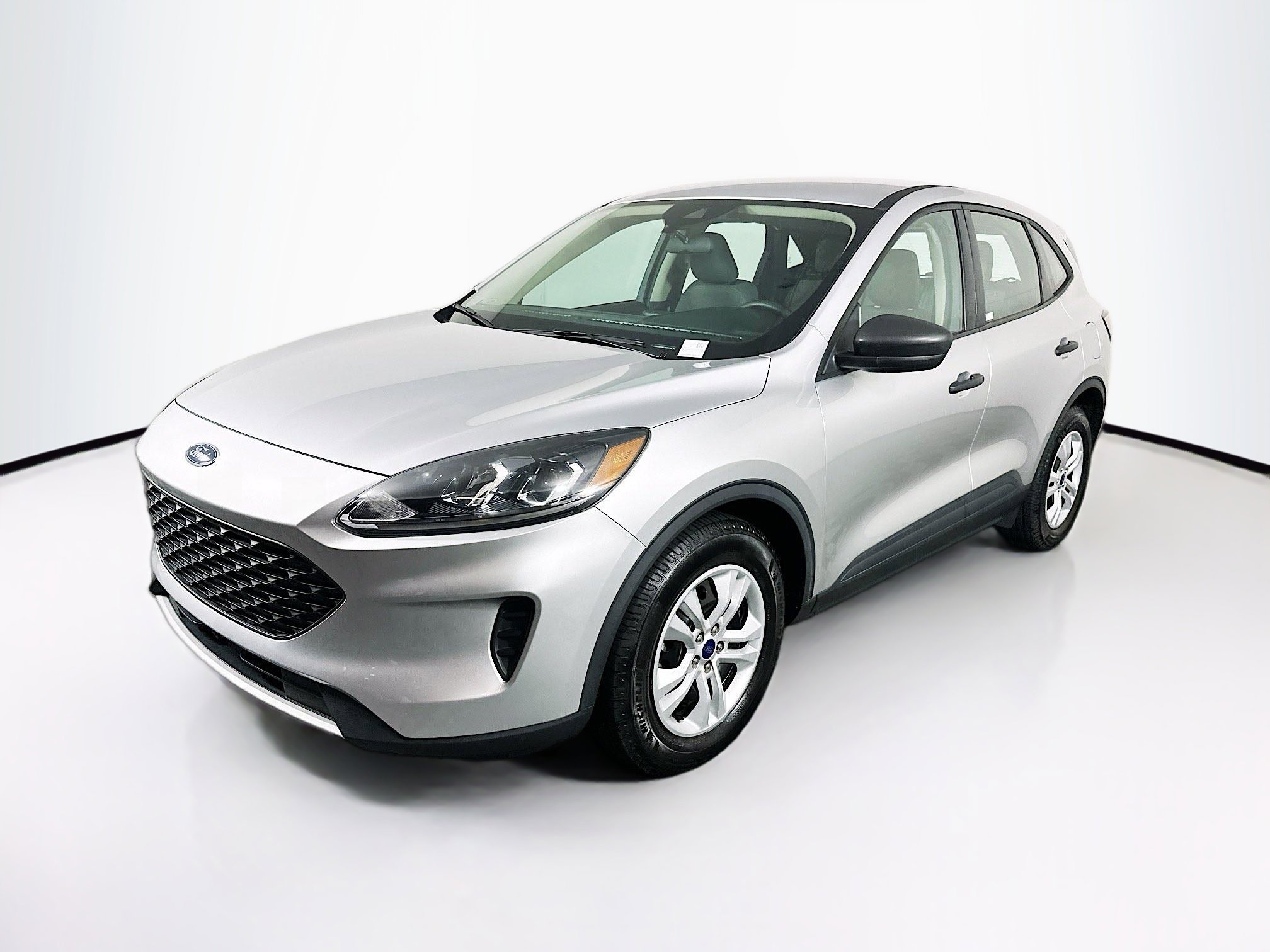 Used 2020 Ford Escape S image 3