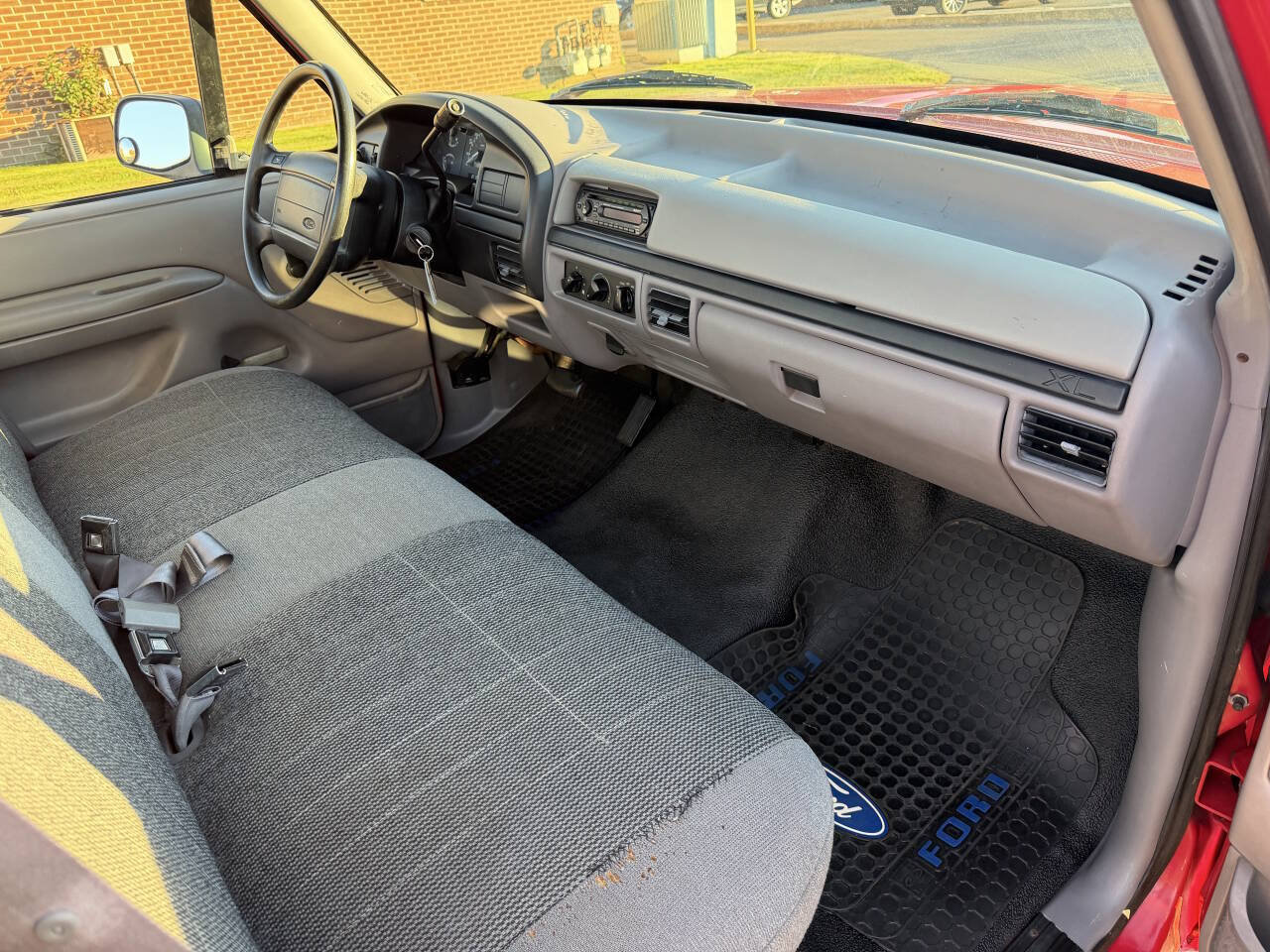 Used 1996 Ford F150 2WD Regular Cab image 23
